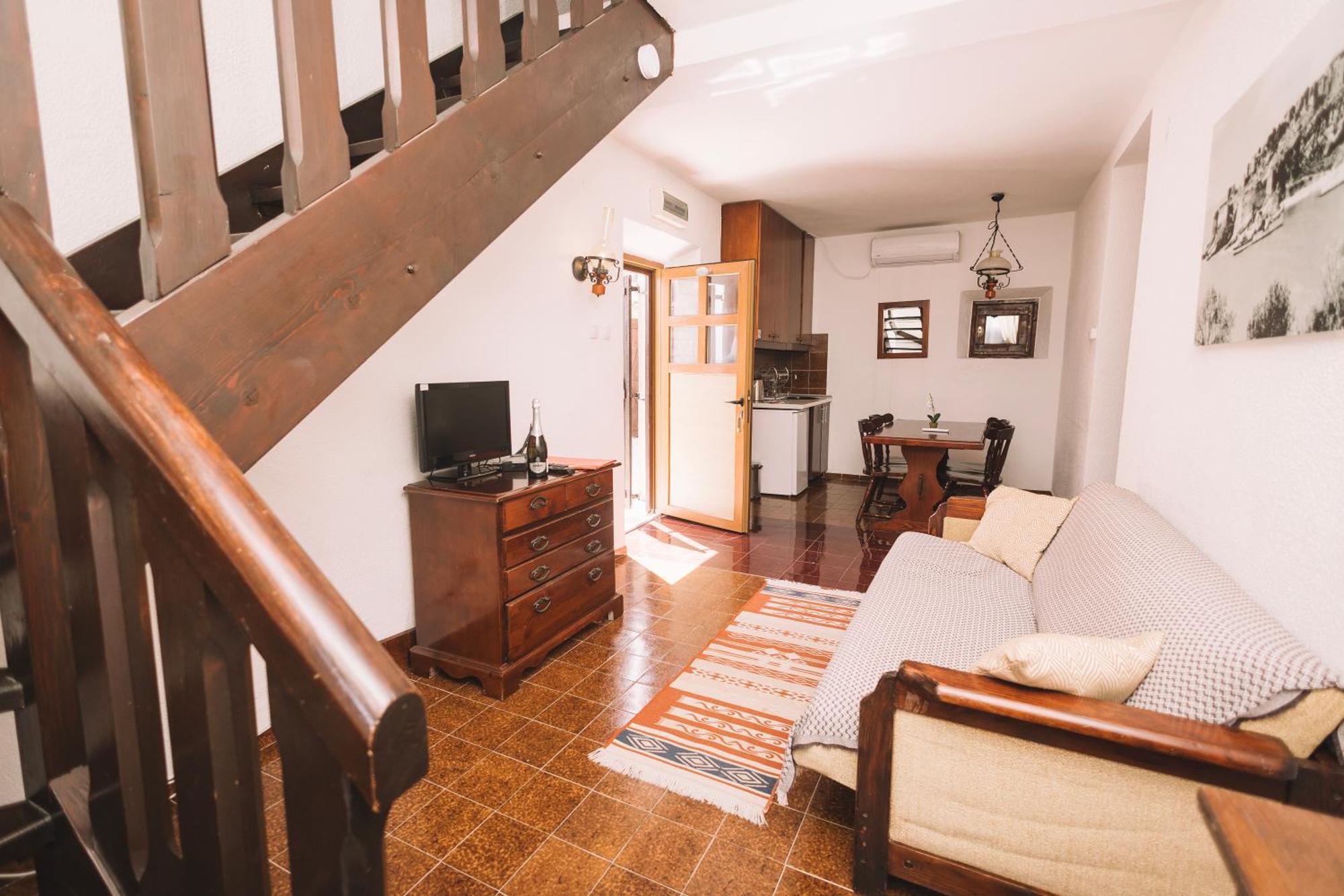 Hotel Kulla E Balshajve à Ulcinj Extérieur photo