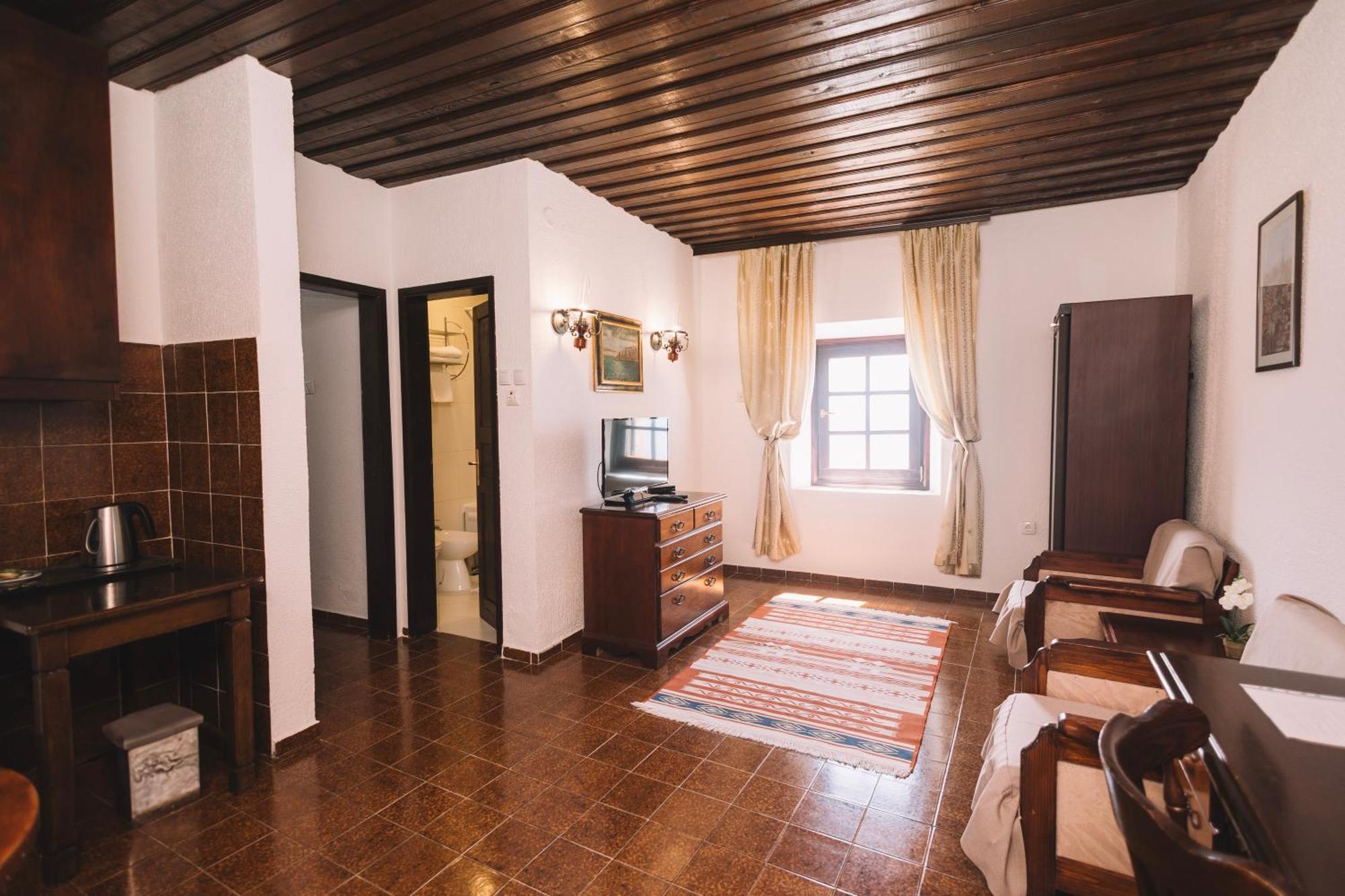 Hotel Kulla E Balshajve à Ulcinj Extérieur photo